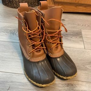 **WORN ONCE** L.L. Bean Duck Boots